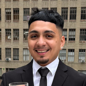 Meet your Posher, Daniel